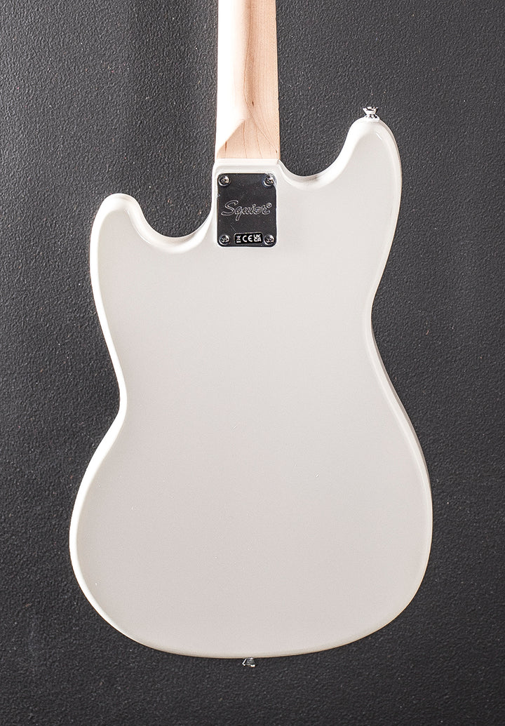 Sonic Bronco Bass - Arctic White w/Maple