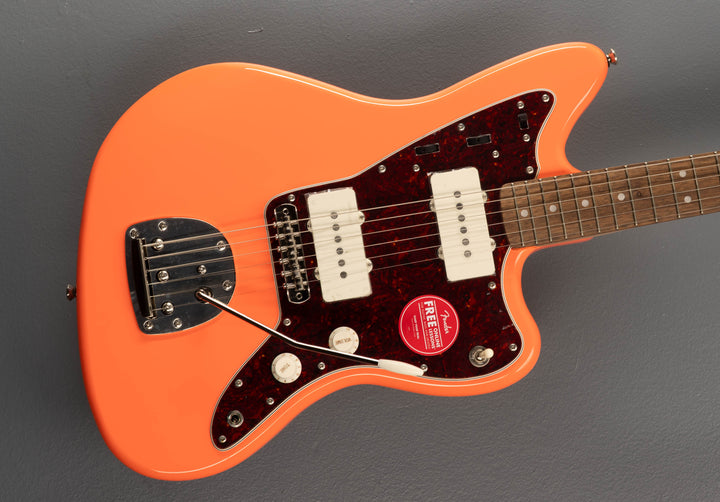 Classic Vibe 60's Jazzmaster - Tahitian Coral