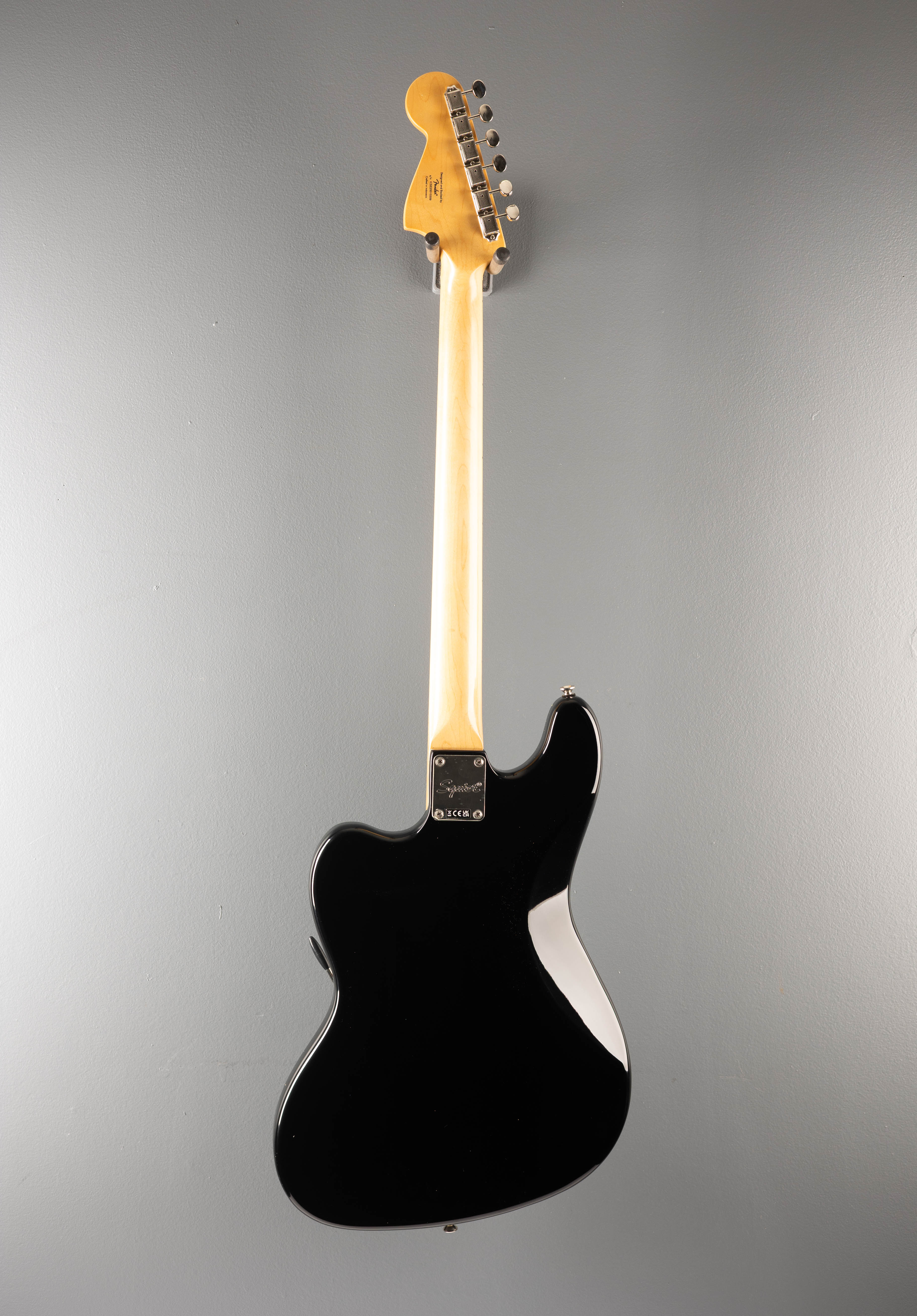 eroppi1960　Classic Vibe Bass VI Black Squier Classic Vibe Bass VI Guitar - Black | Sweetwater