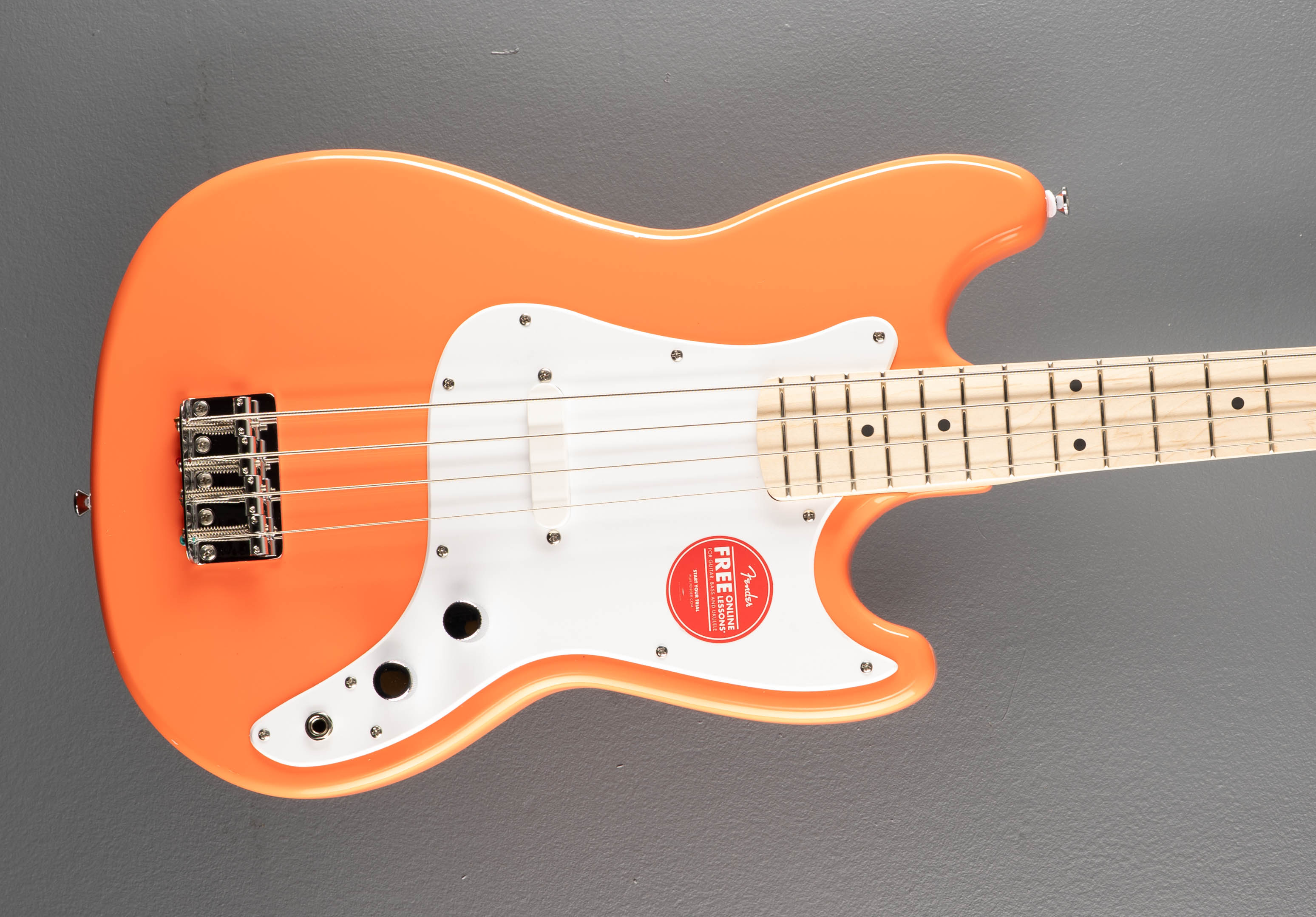 Sonic Bronco Bass - Tahitian Coral w/Maple – Dave's Guitar Shop