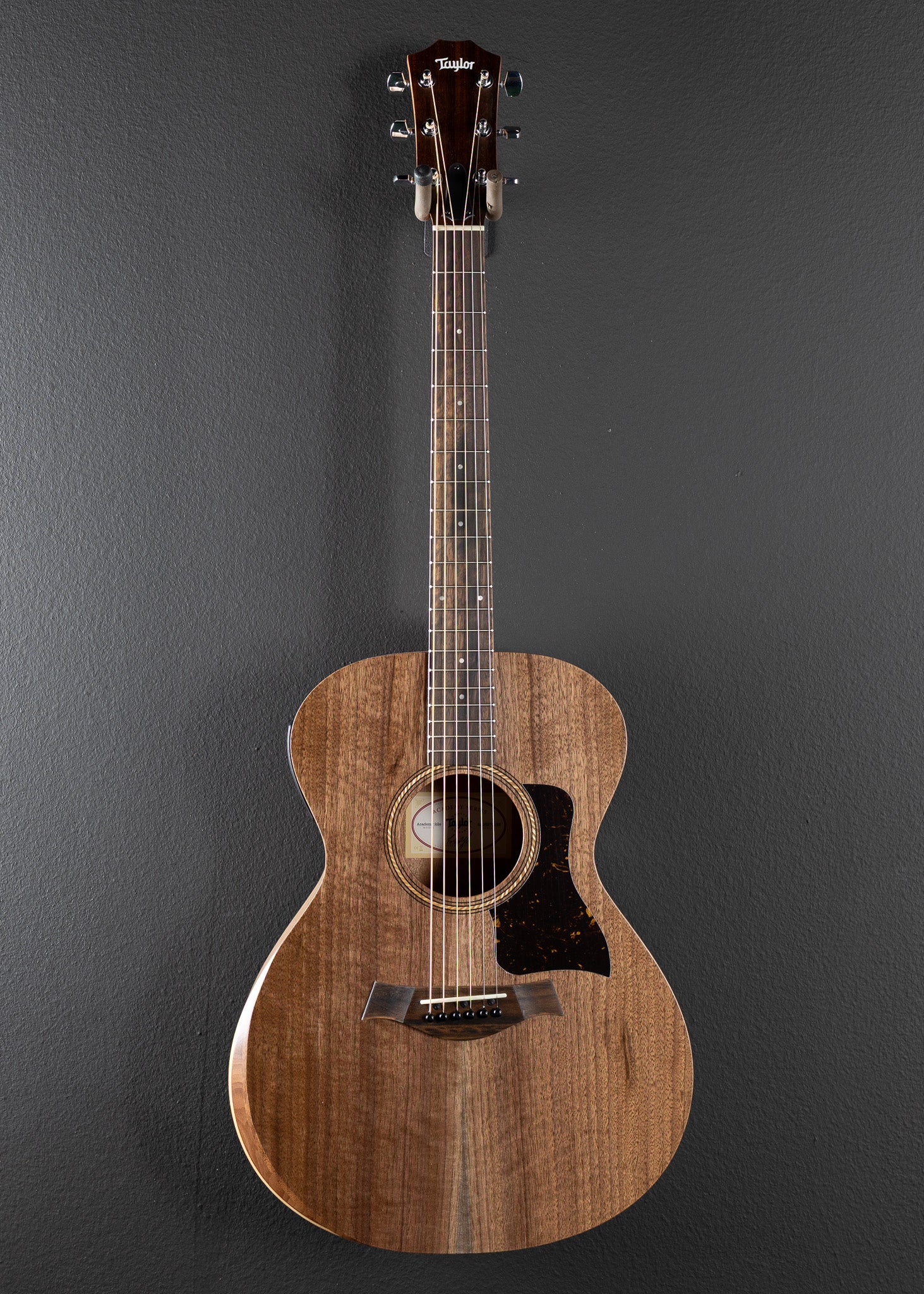 Academy 22E '26 – Dave's Guitar Shop