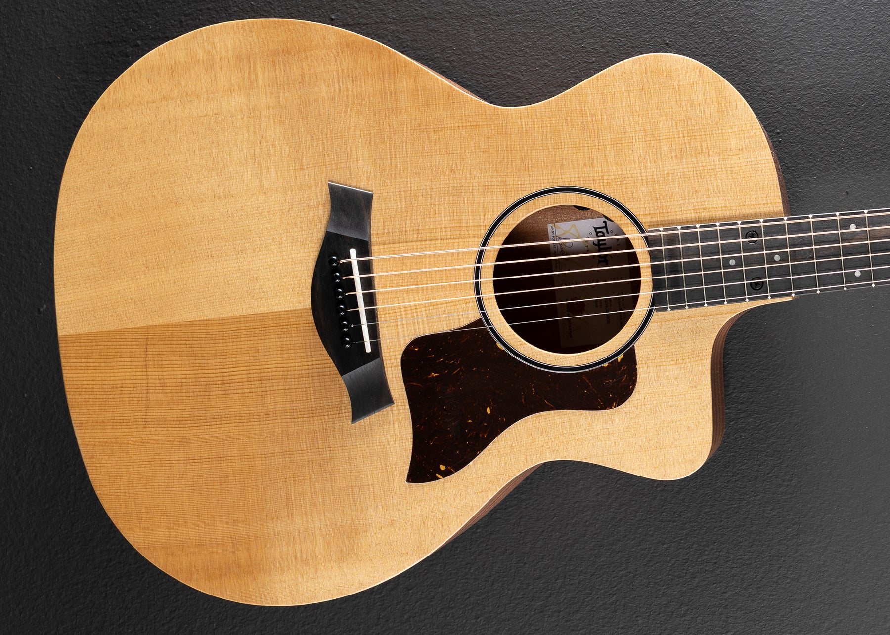 14CE '26 – Dave's Guitar Shop