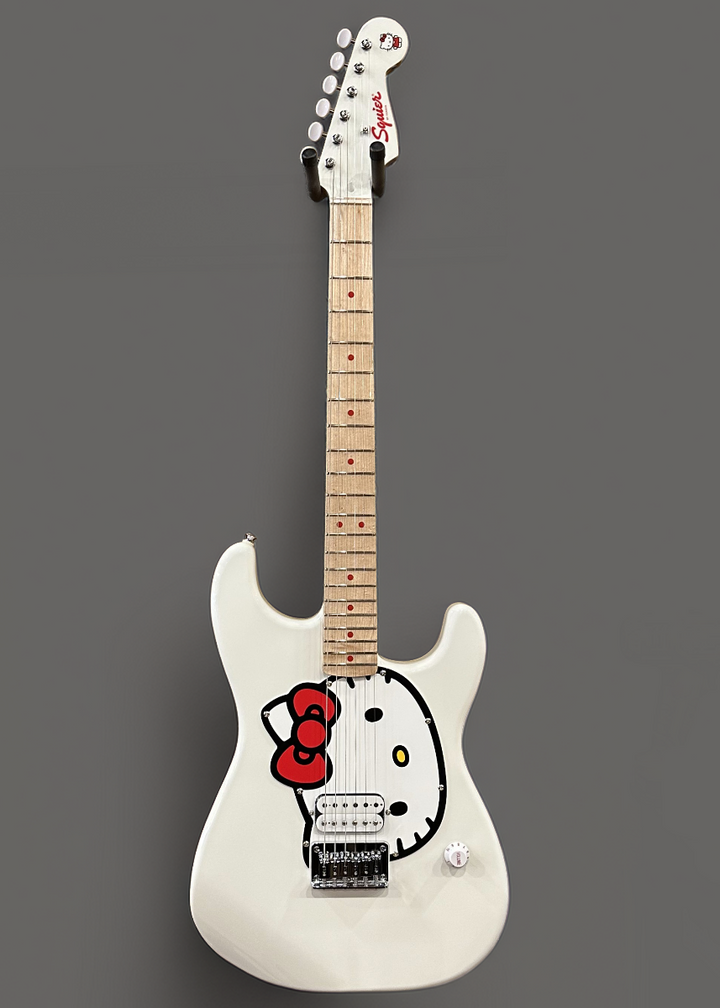 Hello Kitty Stratocaster - White