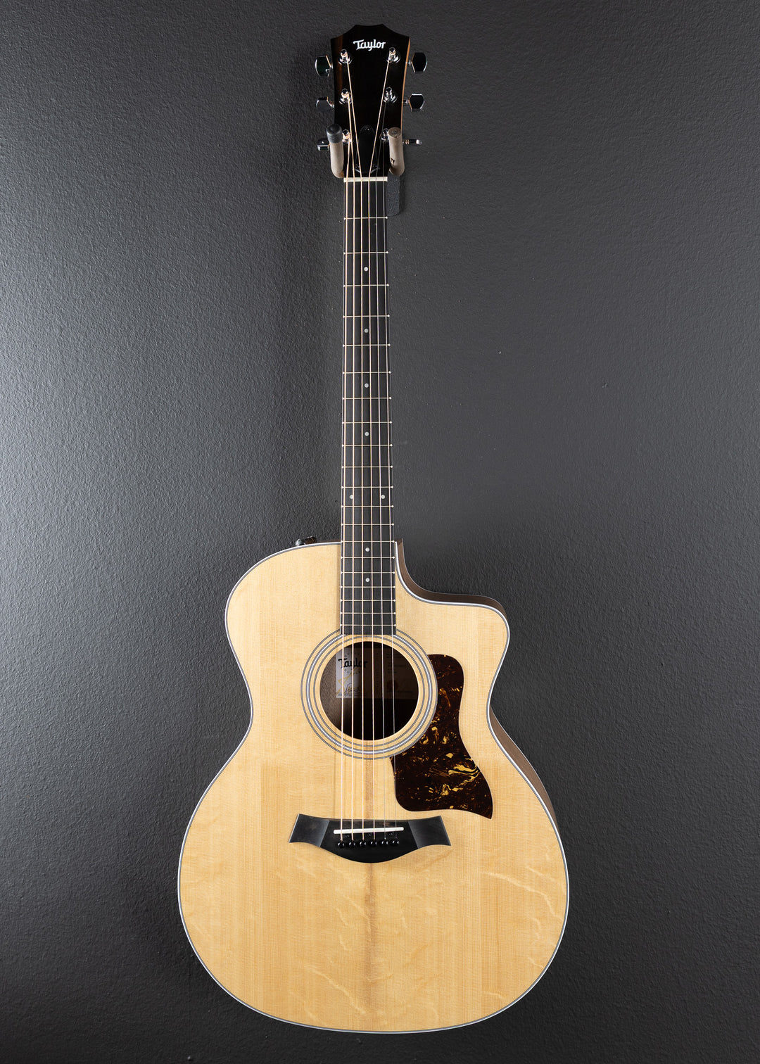 Used 214CE Walnut &
