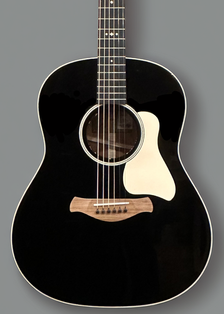 Gold Label 517E Blacktop