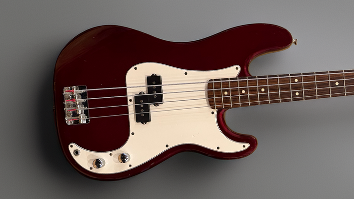Used Standard Precision Bass '00