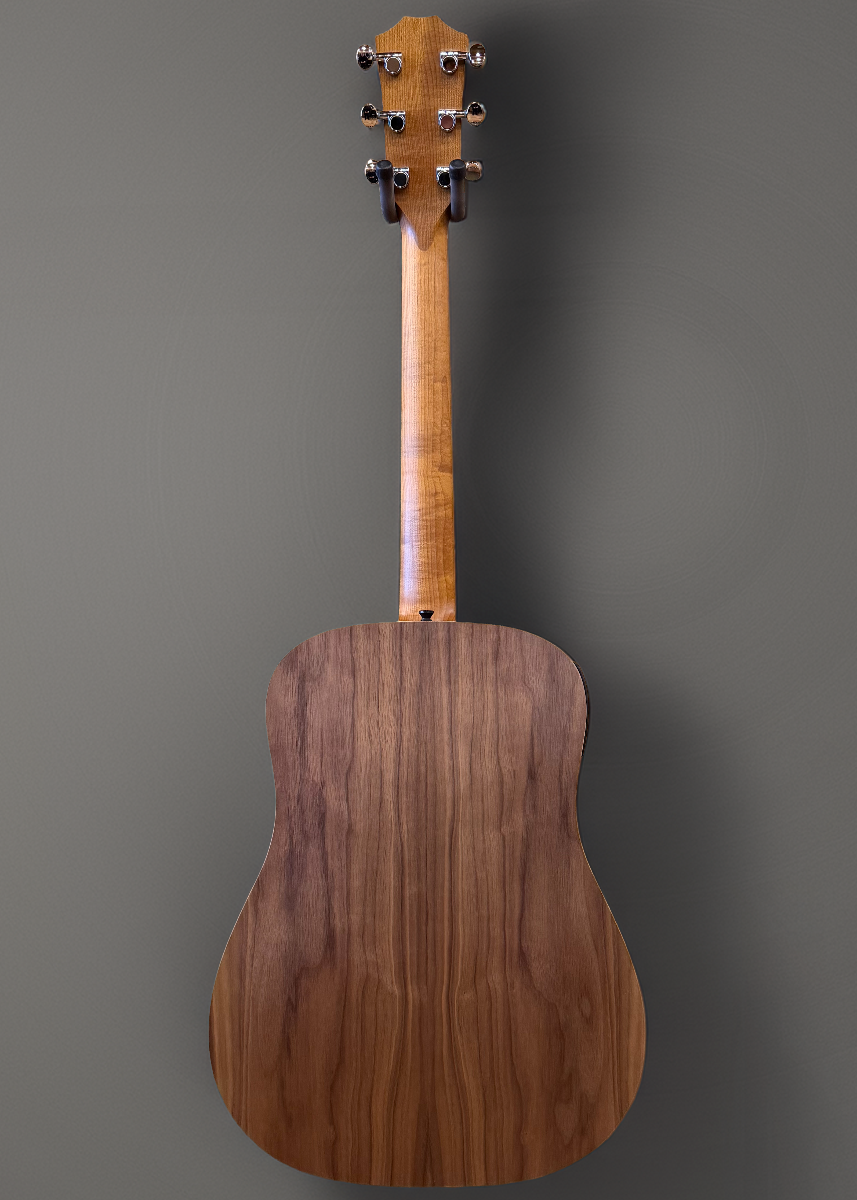 Big Baby Taylor (BBTe)