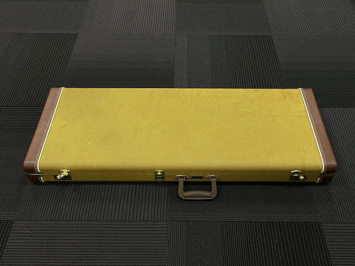 USED Classic Series Strat/Tele Case - Tweed, Recent