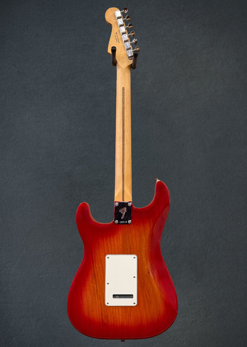 Player II Stratocaster - Aged Cherry Burst w/Maple – Dave's Guitar