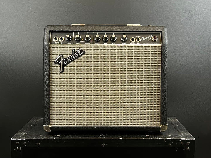 USED Champion 30 1x10 Combo, Recent