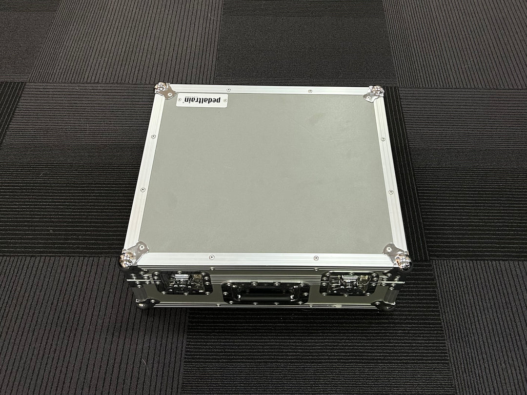 Novo 18 w/ Tour Case, Recent