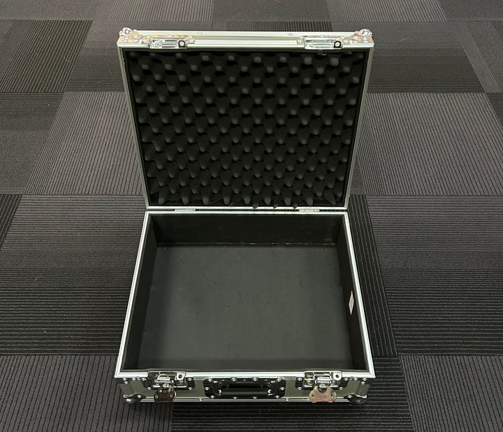 Novo 18 w/ Tour Case, Recent