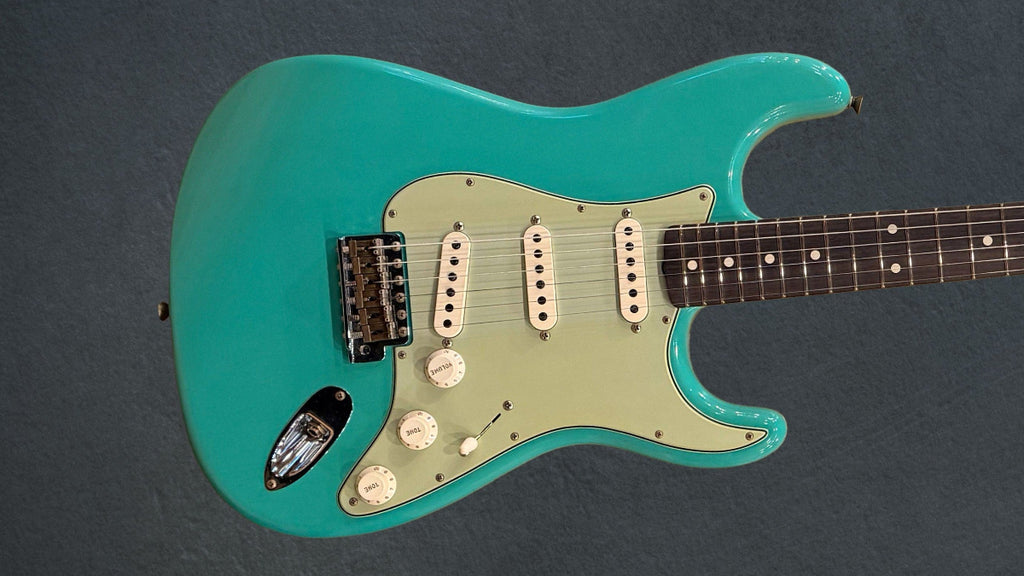 1960 Journeyman Relic Strat – Dave's Guitar Shop