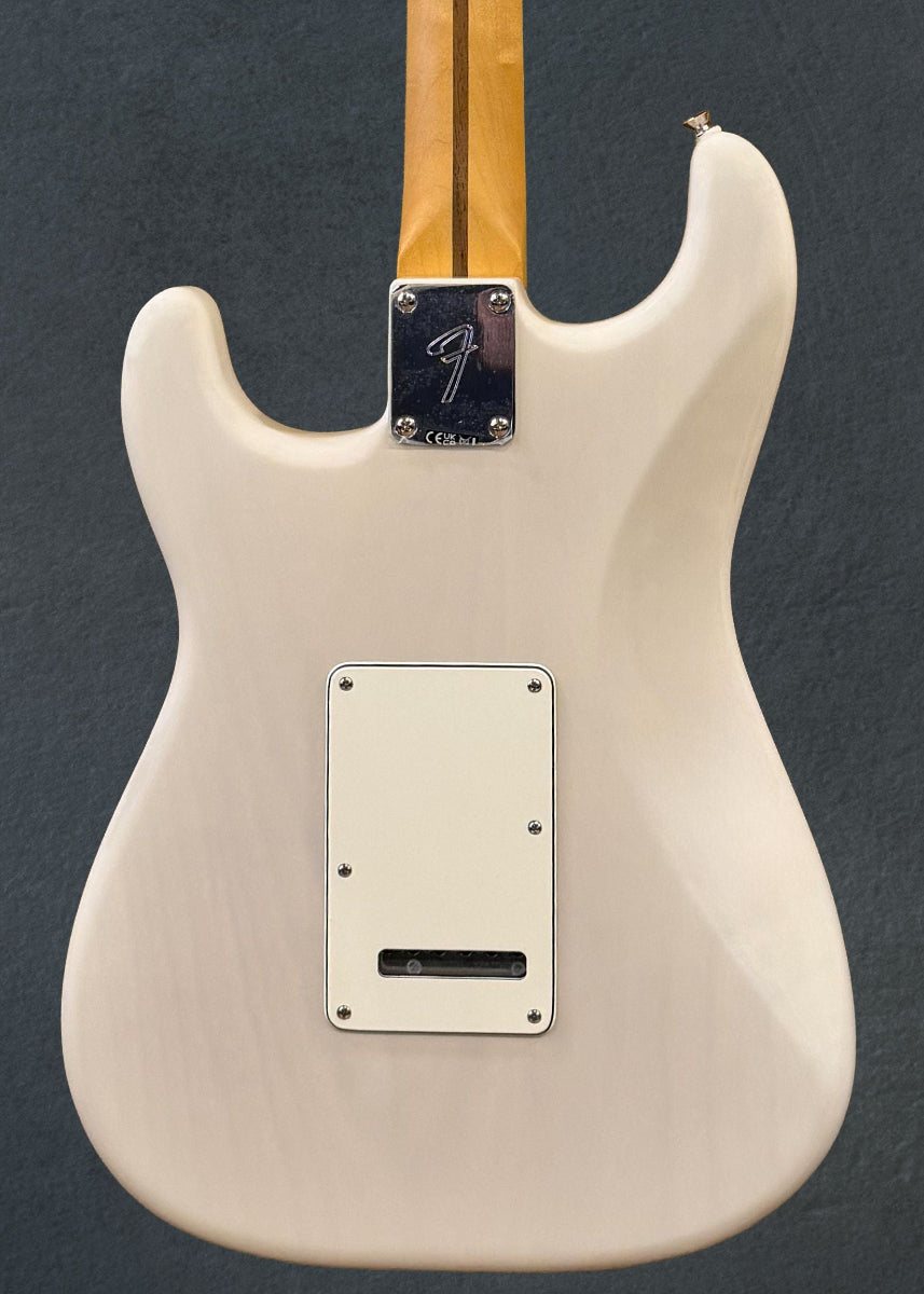 Player II Stratocaster - White Blonde