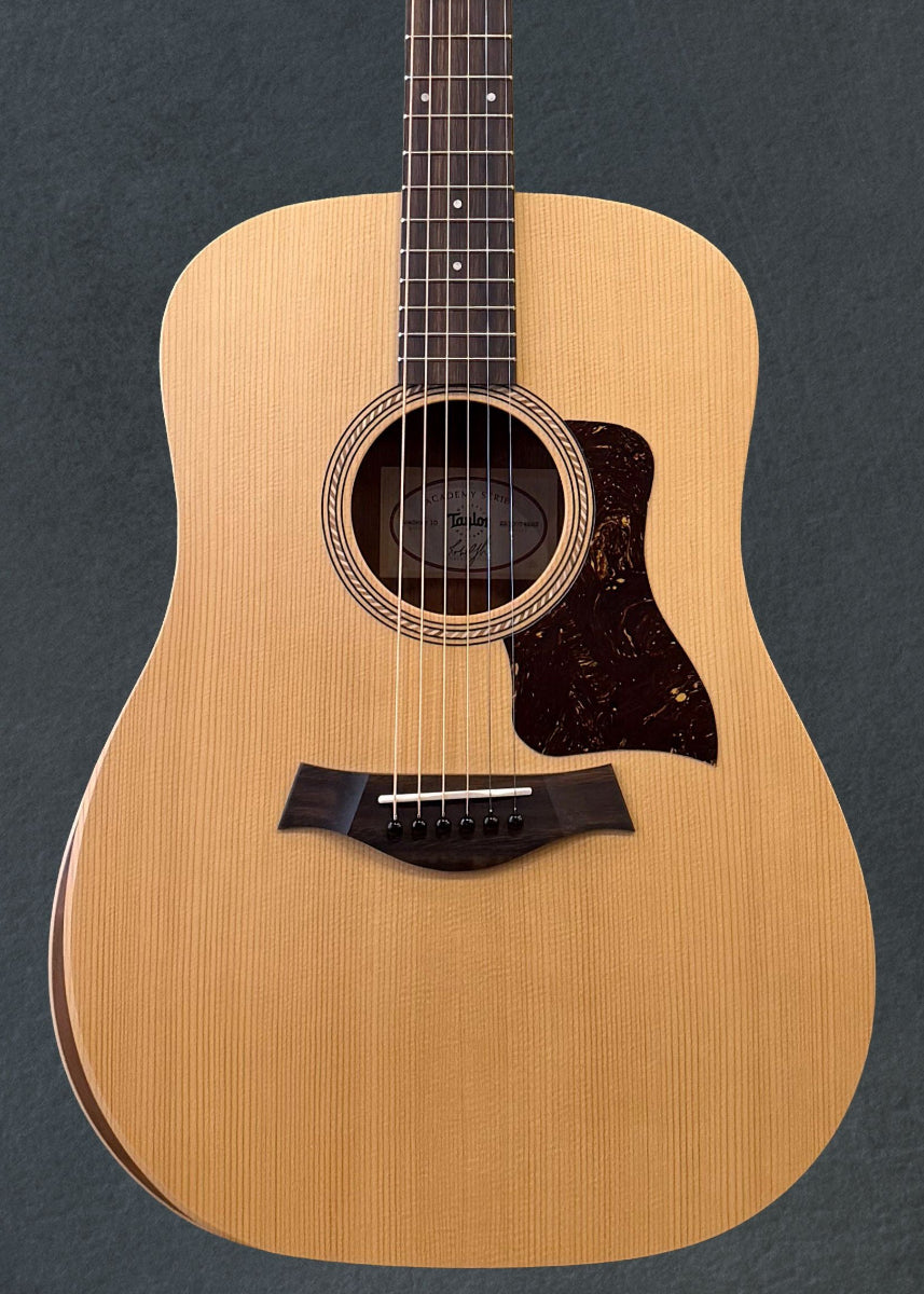 Academy 10 – Dave's Guitar Shop