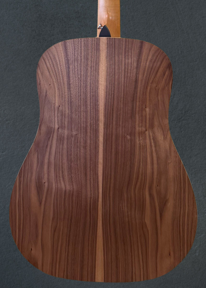 Academy 10 – Dave's Guitar Shop