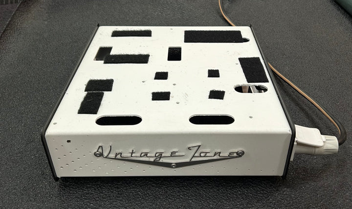 Doppler Pedalboard – 11″ x 12.5″, Recent