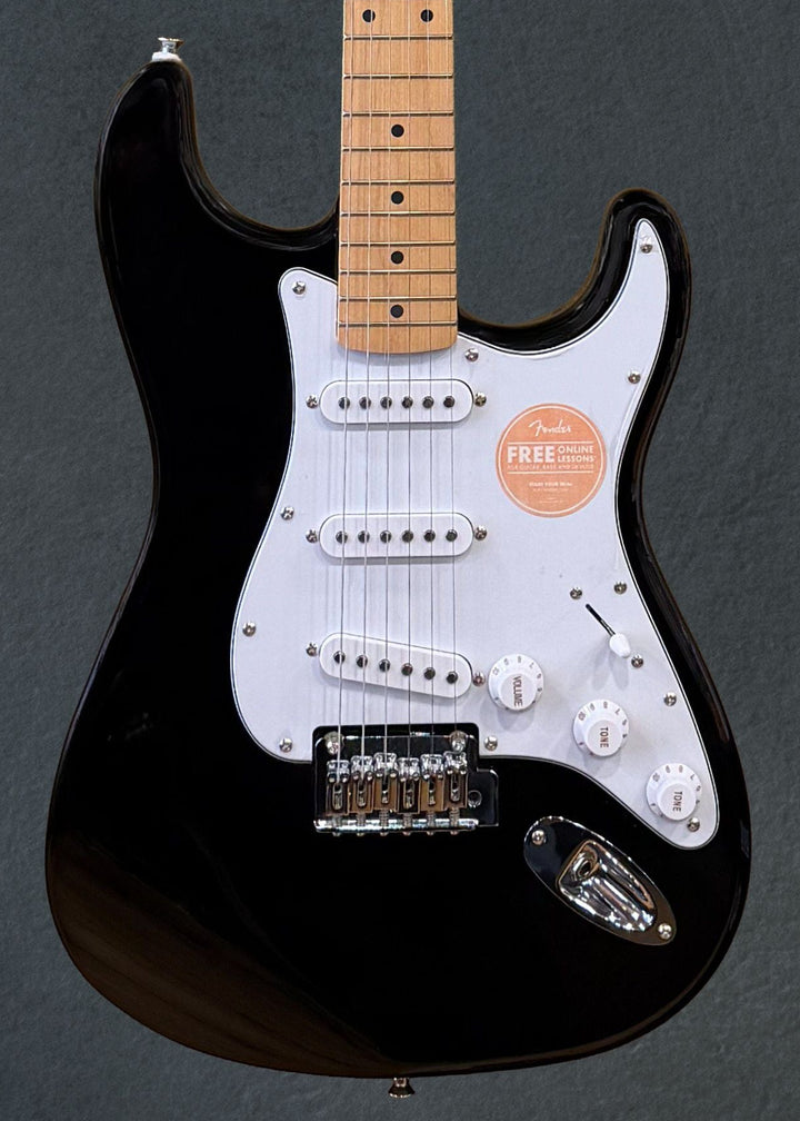 AFFINITY SERIES™ STRATOCASTER®-Black