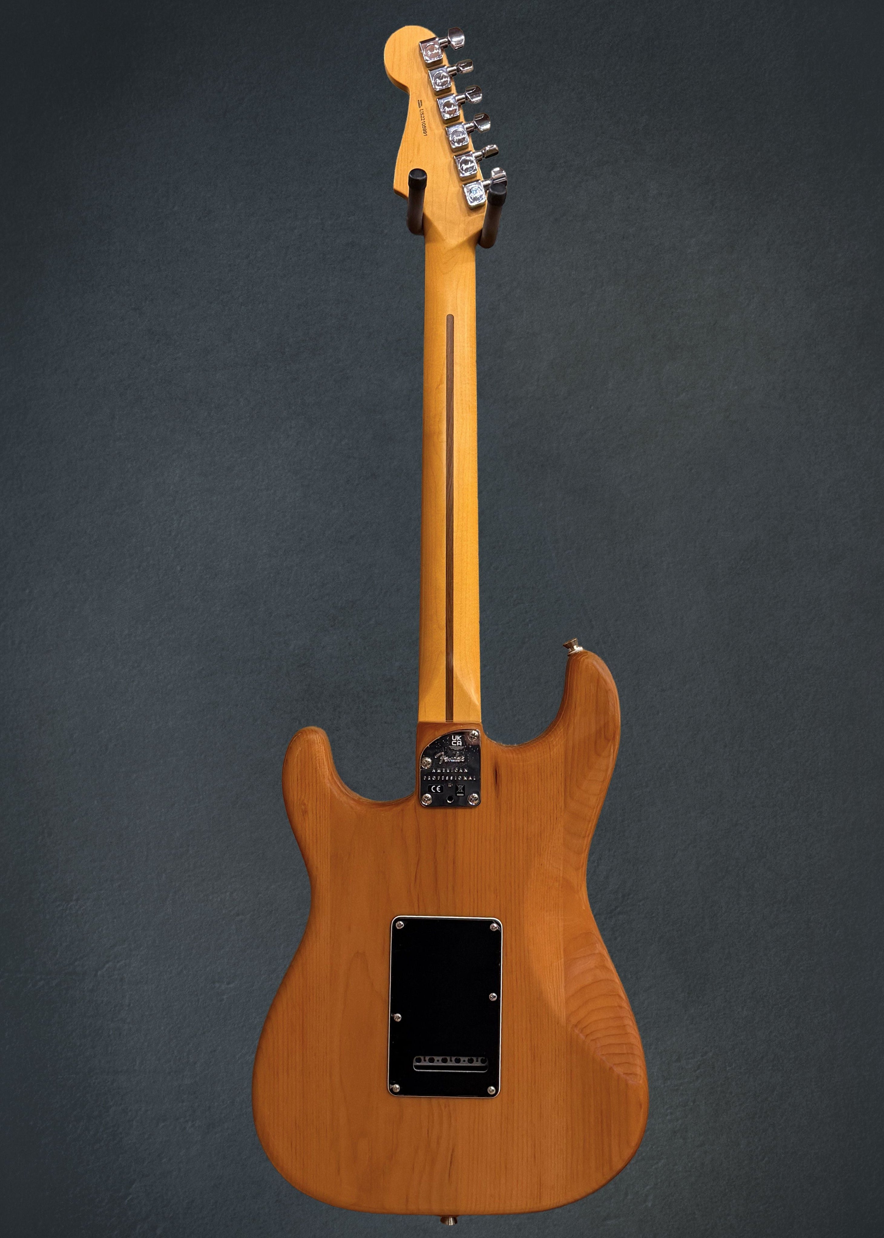 AMERICAN PROFESSIONAL II STRATOCASTER® HSS – Dave's Guitar Shop