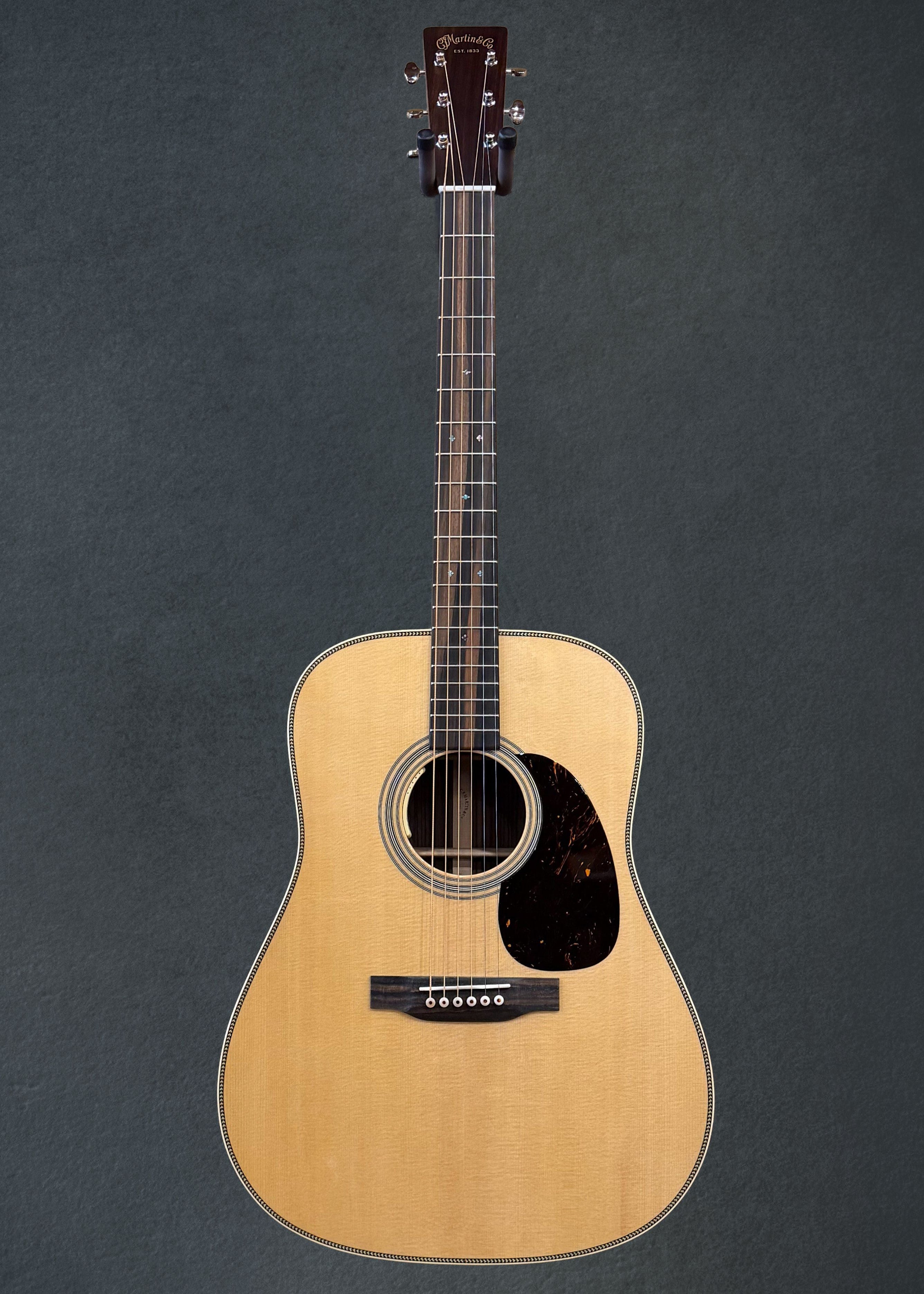 New for 2025 HD-28E w/LR Baggs Anthem - Gloss Natural – Dave's