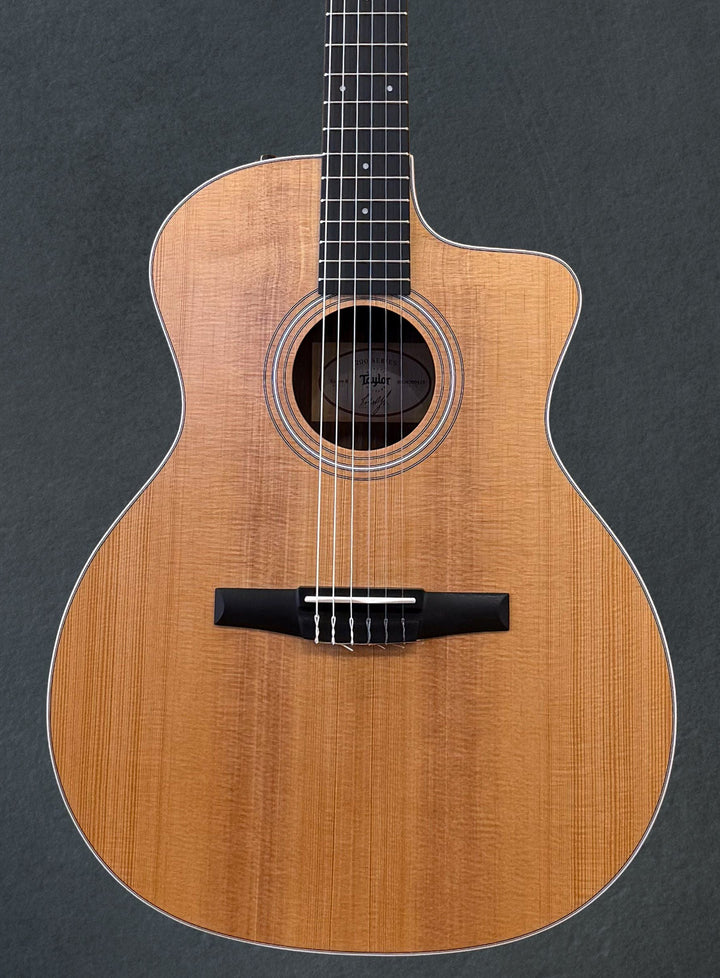 USED 214CE-N Walnut &