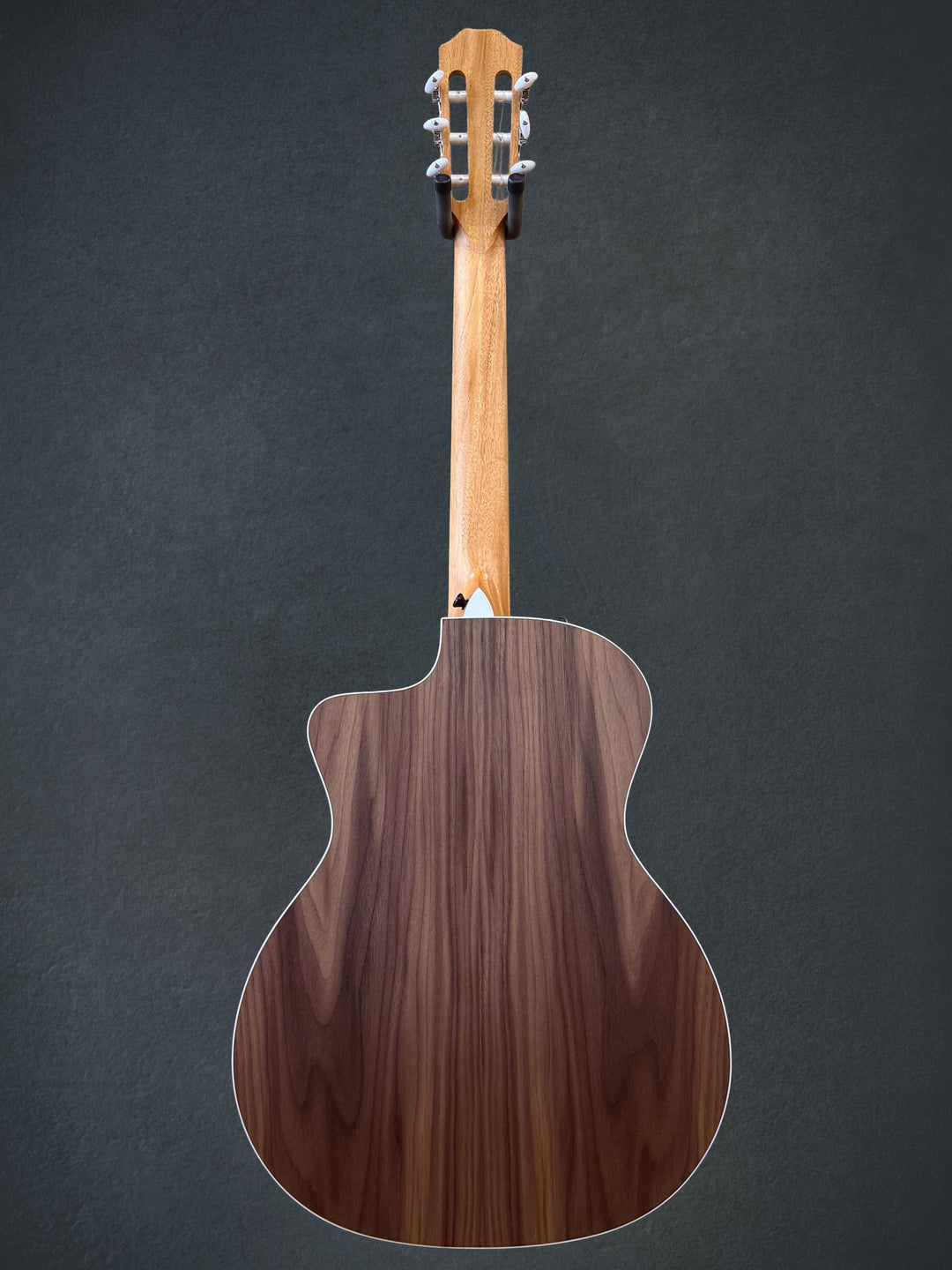 USED 214CE-N Walnut &