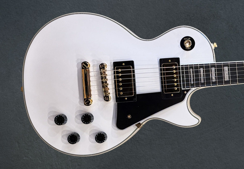 Les Paul Custom - Alpine White – Dave's Guitar Shop