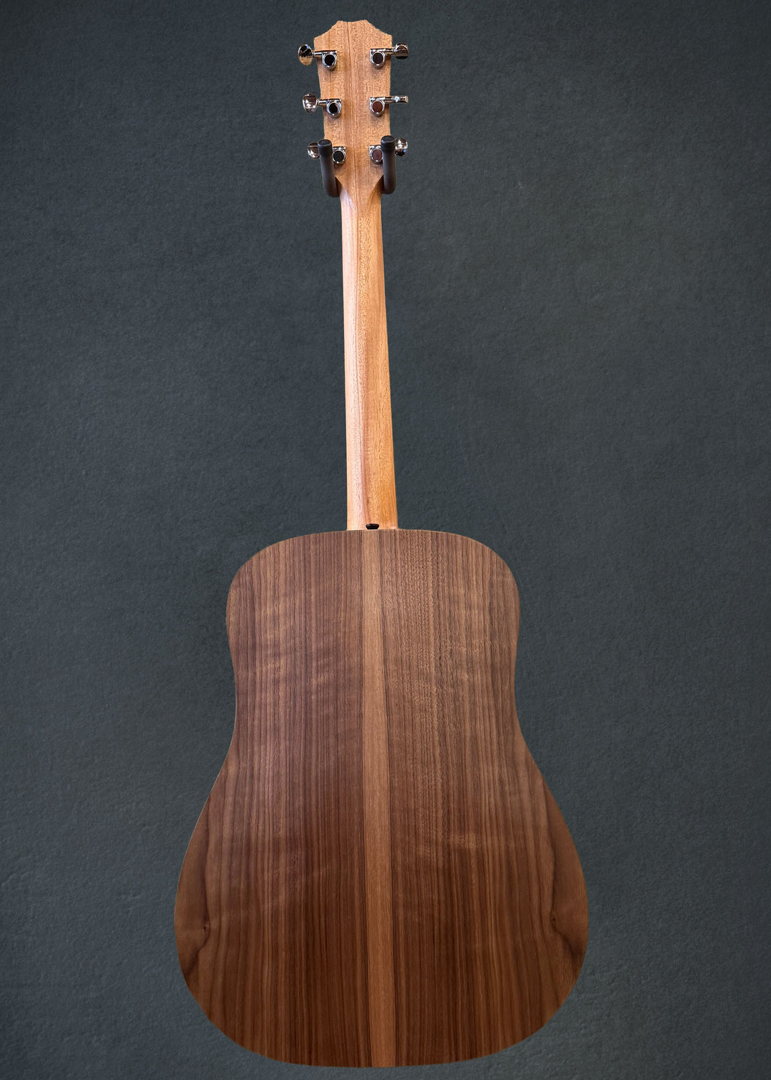 Used Big Baby Taylor (BBT) &