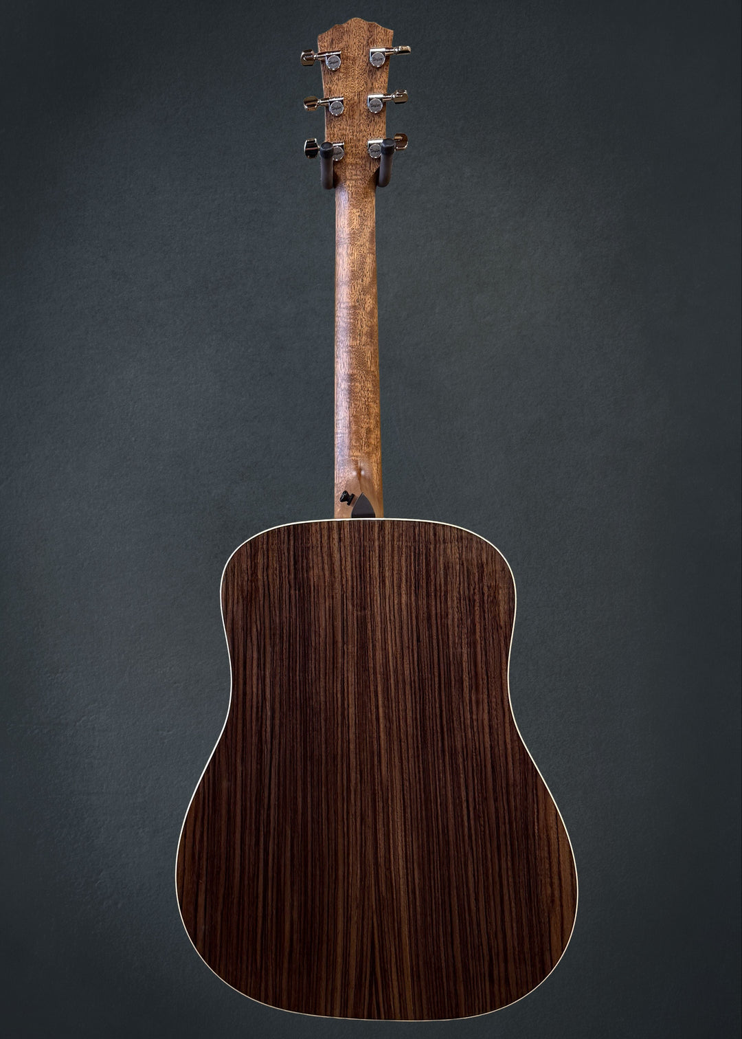 Gold label 710E