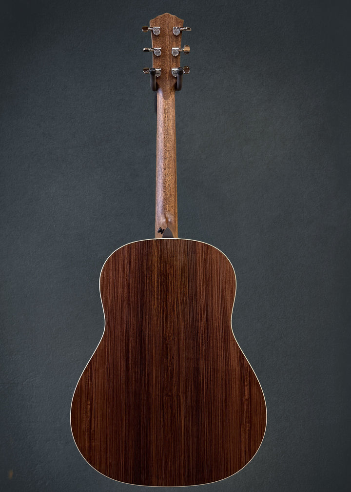 Gold Label 717E Blacktop