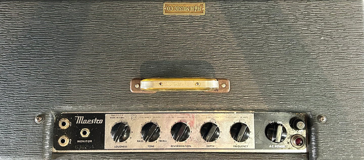 M216-RVT 1x15" Combo, 1963