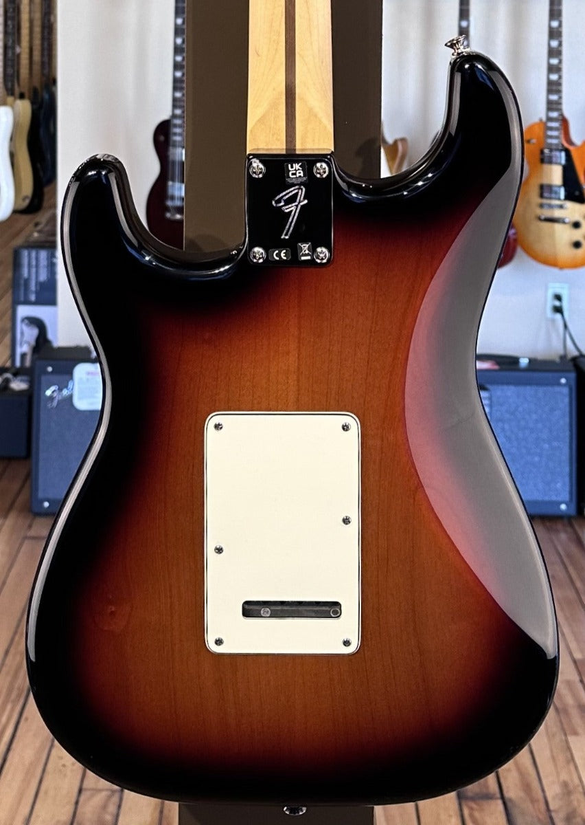 Player Stratocaster - 3 Color Sunburst