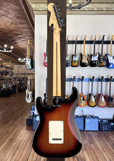 Player Stratocaster - 3 Color Sunburst
