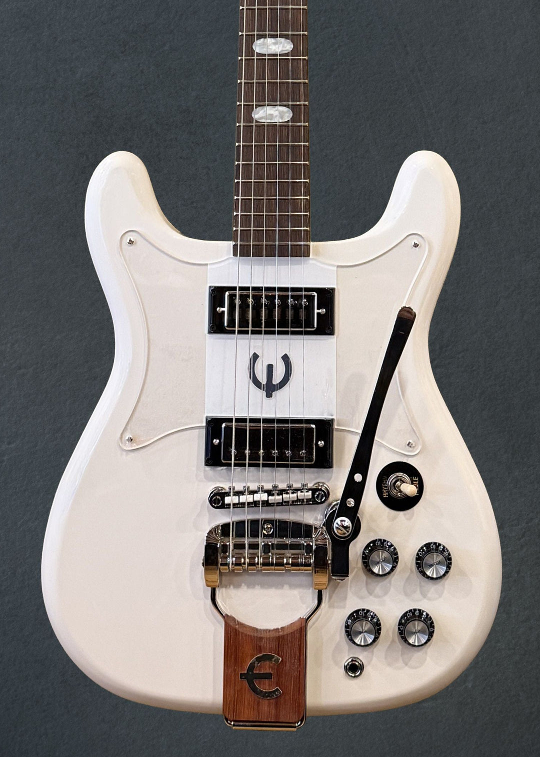 Crestwood Custom - Polaris White