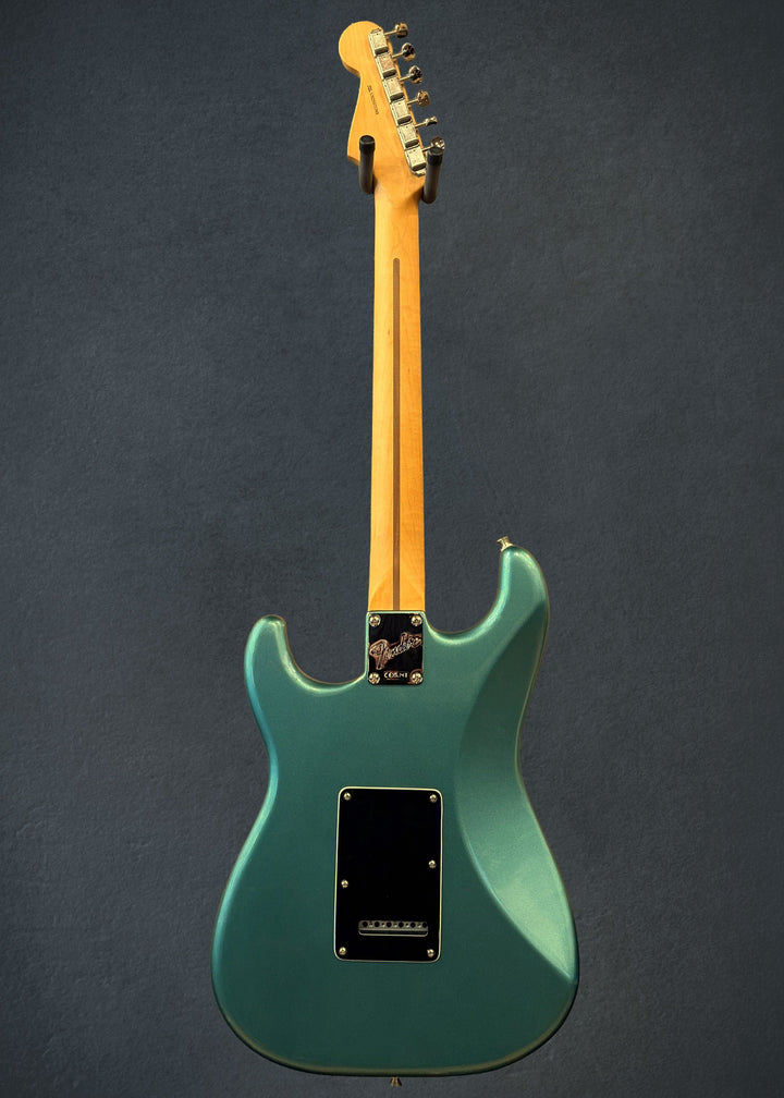 American Professional Classic Stratocaster HSS - Faded Sherwood Green Metallic