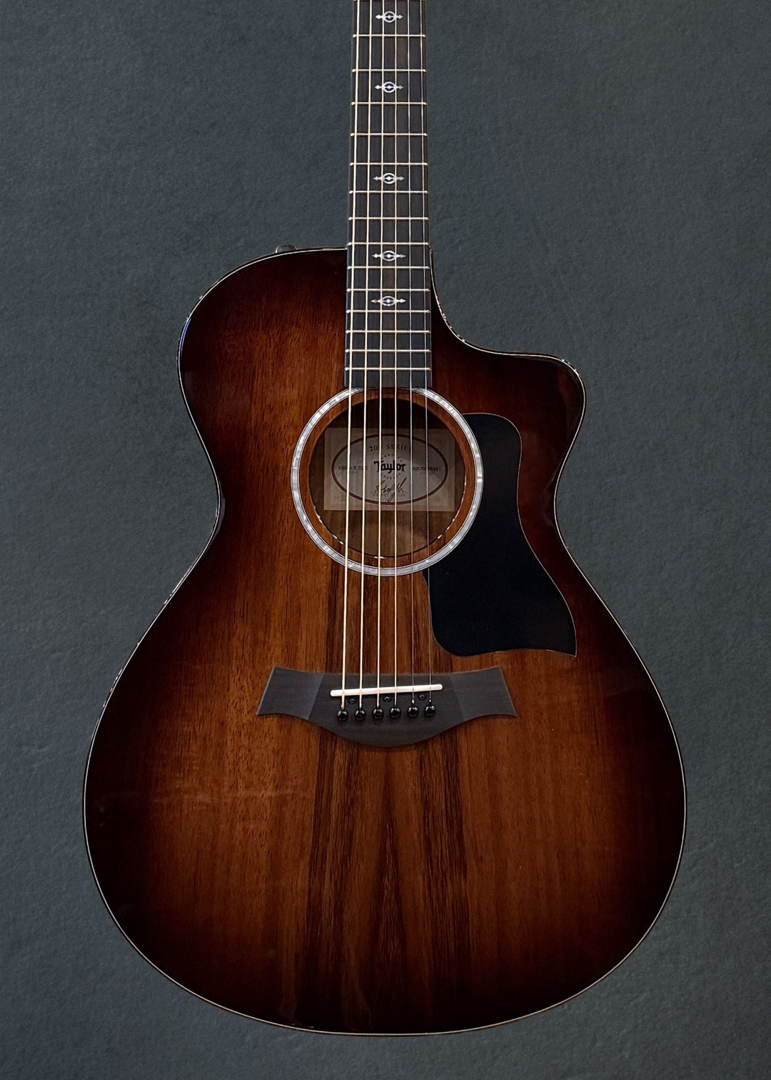 USED 222CE-K DLX &