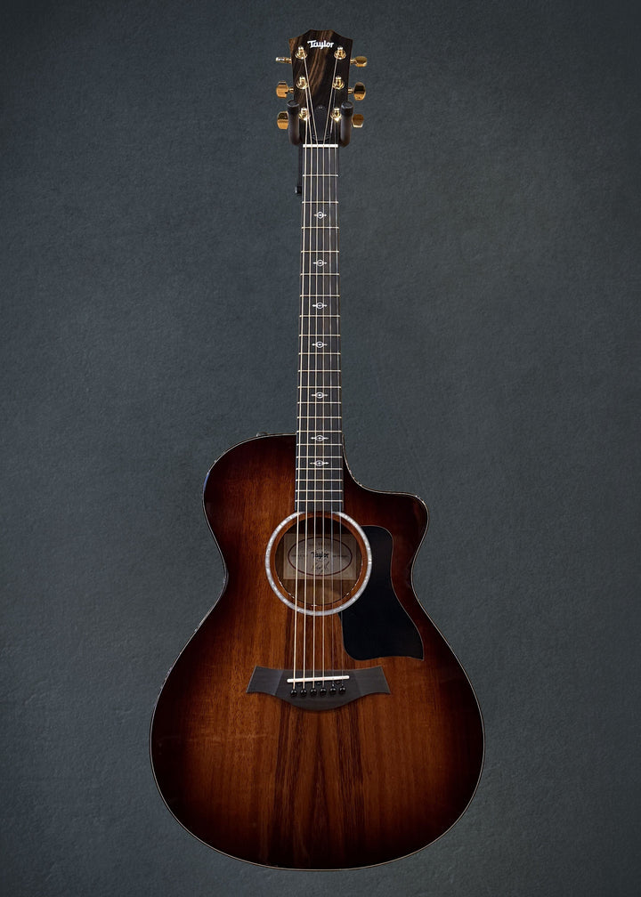 USED 222CE-K DLX &