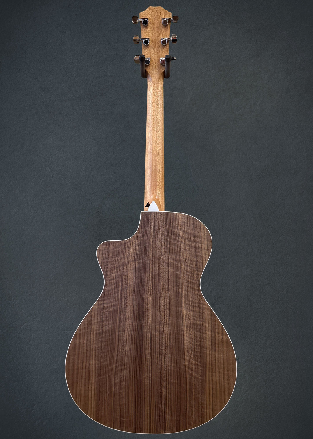 USED 212CE Walnut &