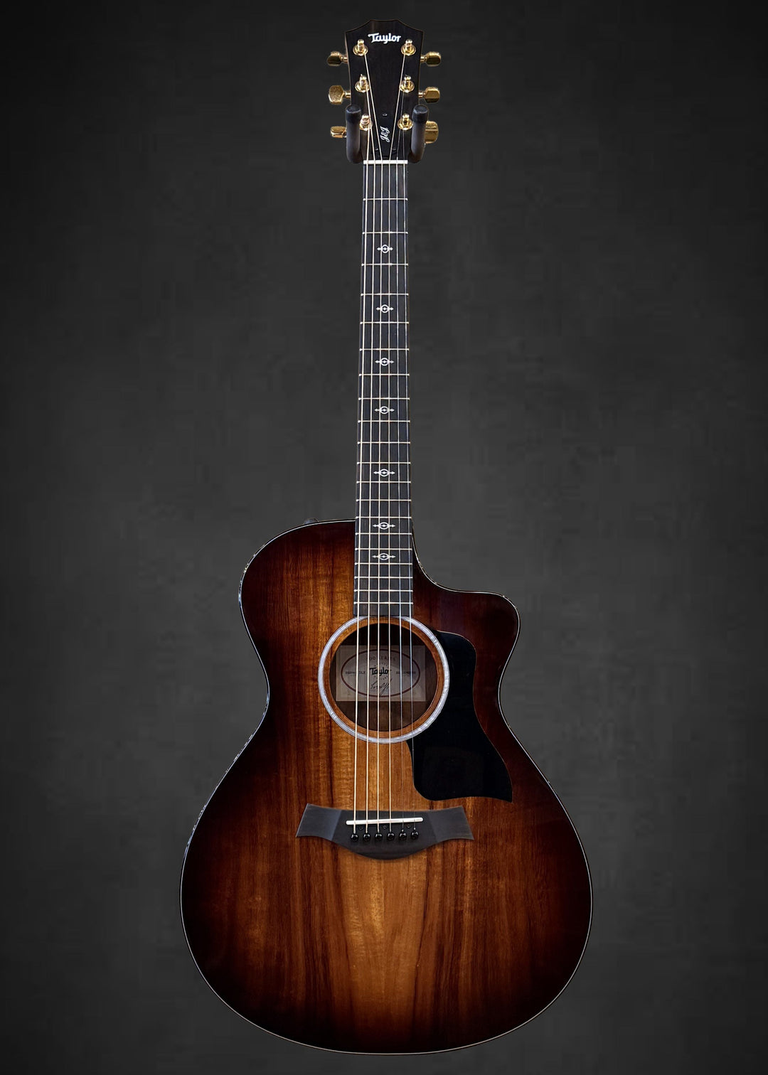 Used 222CE-K DLX &