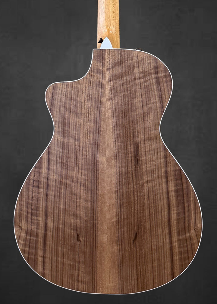 USED 212CE Walnut &