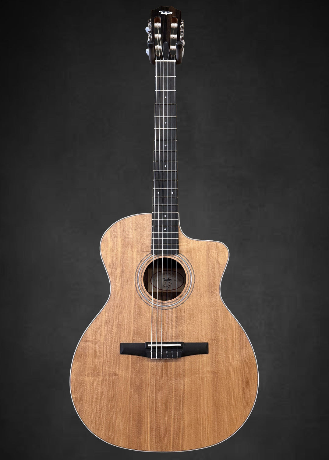 USED 214CE-N Walnut &