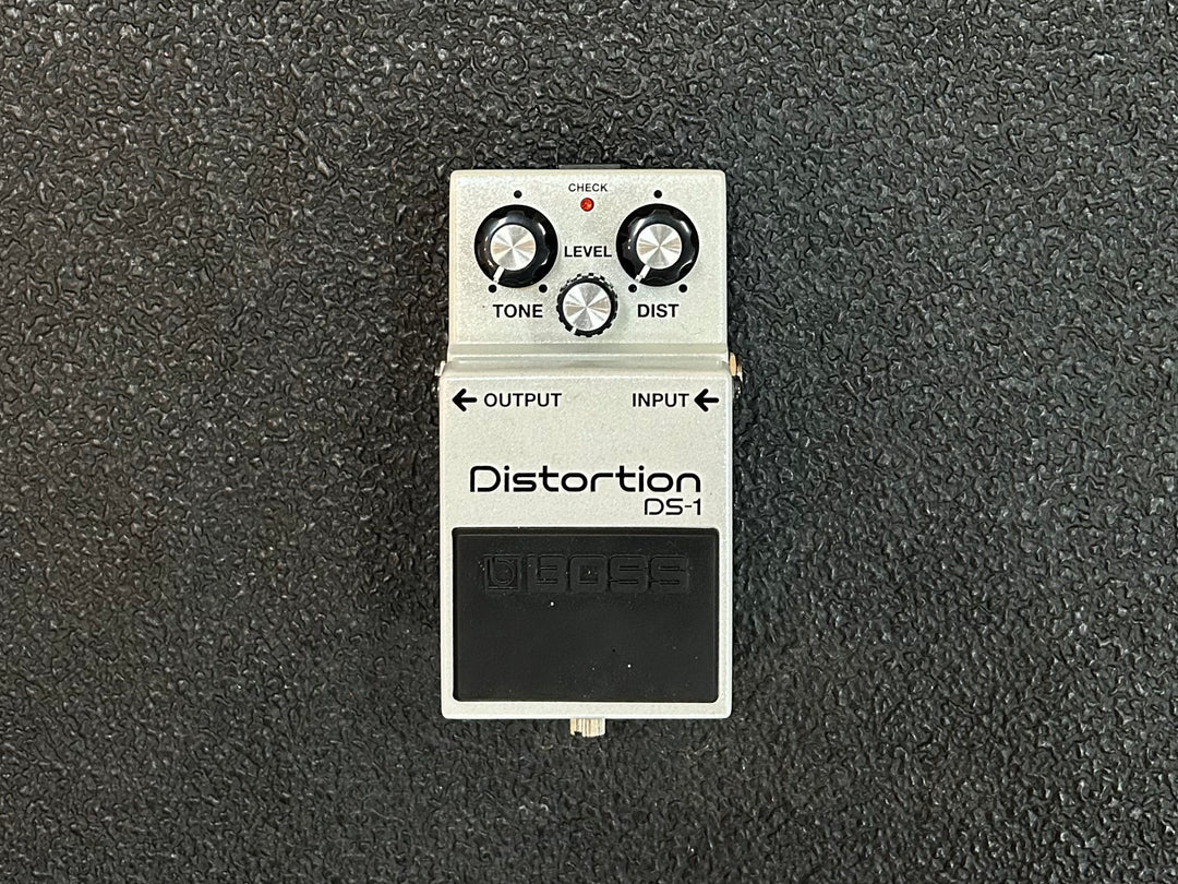 DS-1 Metallic White, Recent