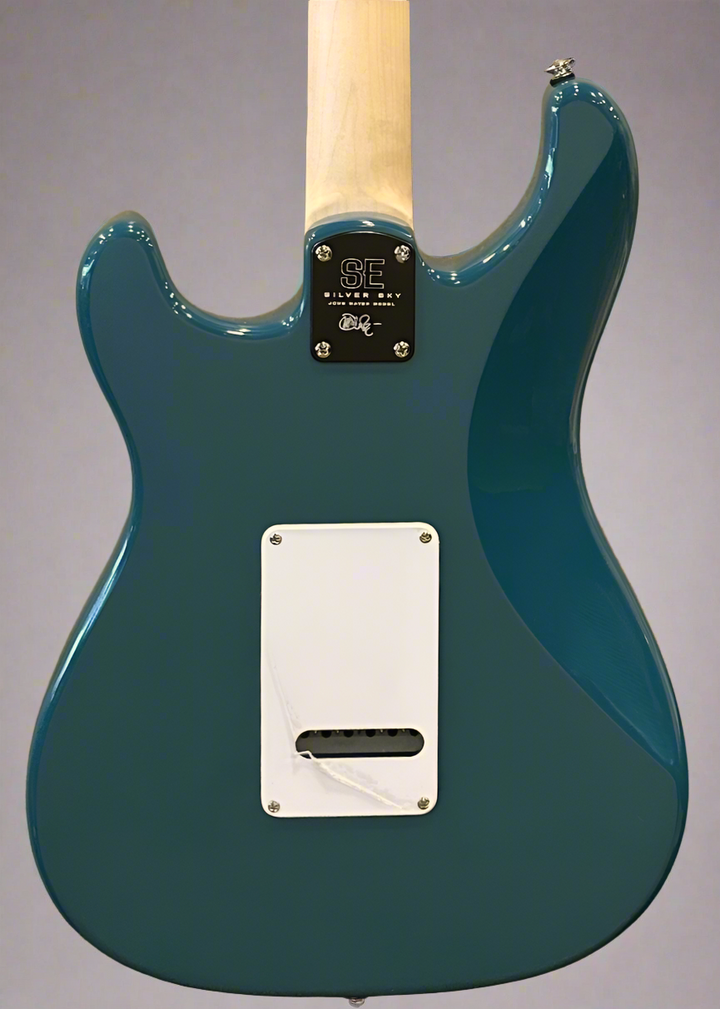 SE Silver Sky w/Maple '23