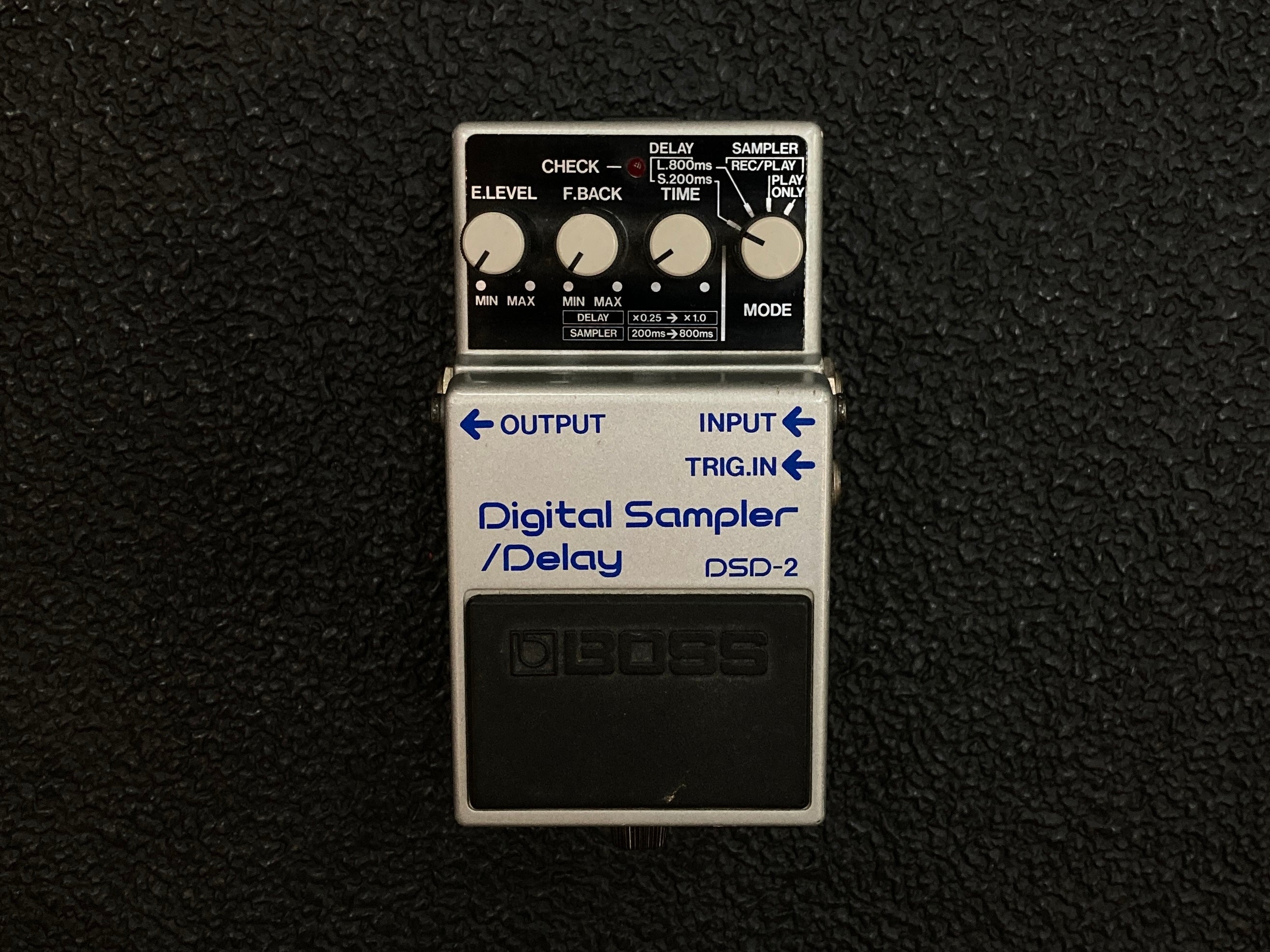 DSD-2 Digital Sampler, Recent – Dave's Guitar Shop