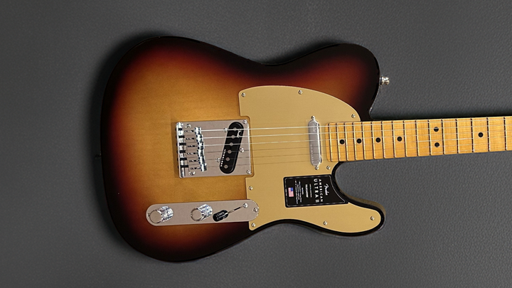 American Ultra II Telecaster - Ultraburst w/Maple