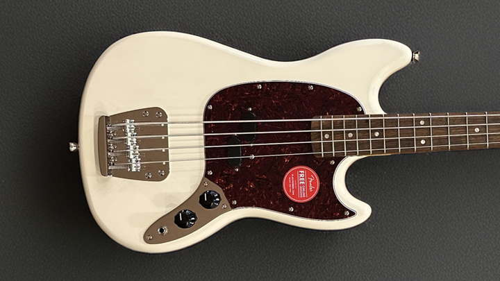Classic Vibe 60’s Mustang Bass - Olympic White