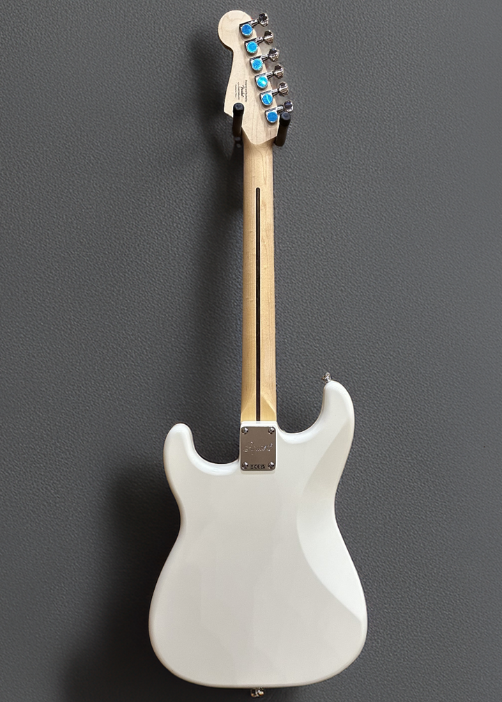 Sonic Stratocaster HT - Arctic White w/Maple