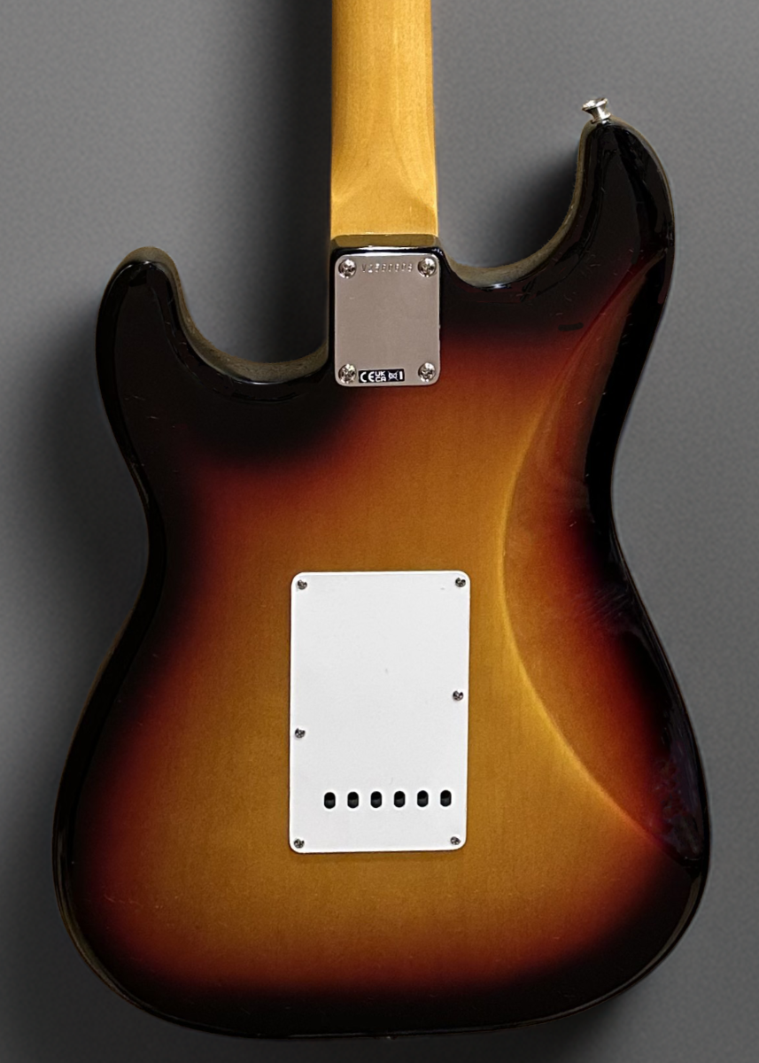 American Vintage II 1961 Stratocaster - 3 Color Sunburst – Dave's
