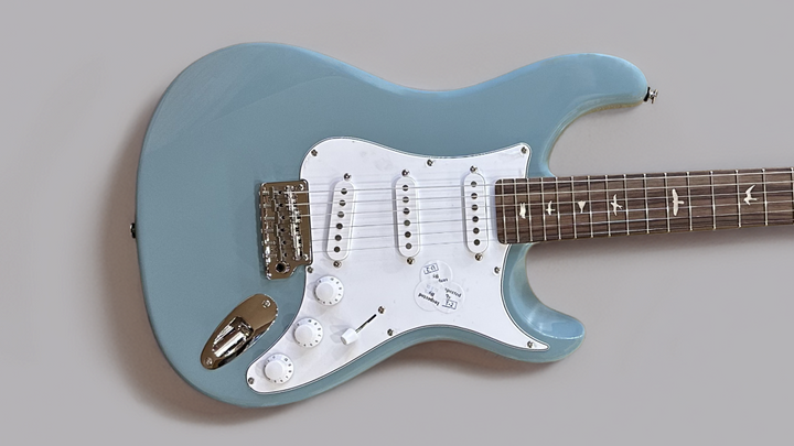 SE Silver Sky w/Rosewood, '24