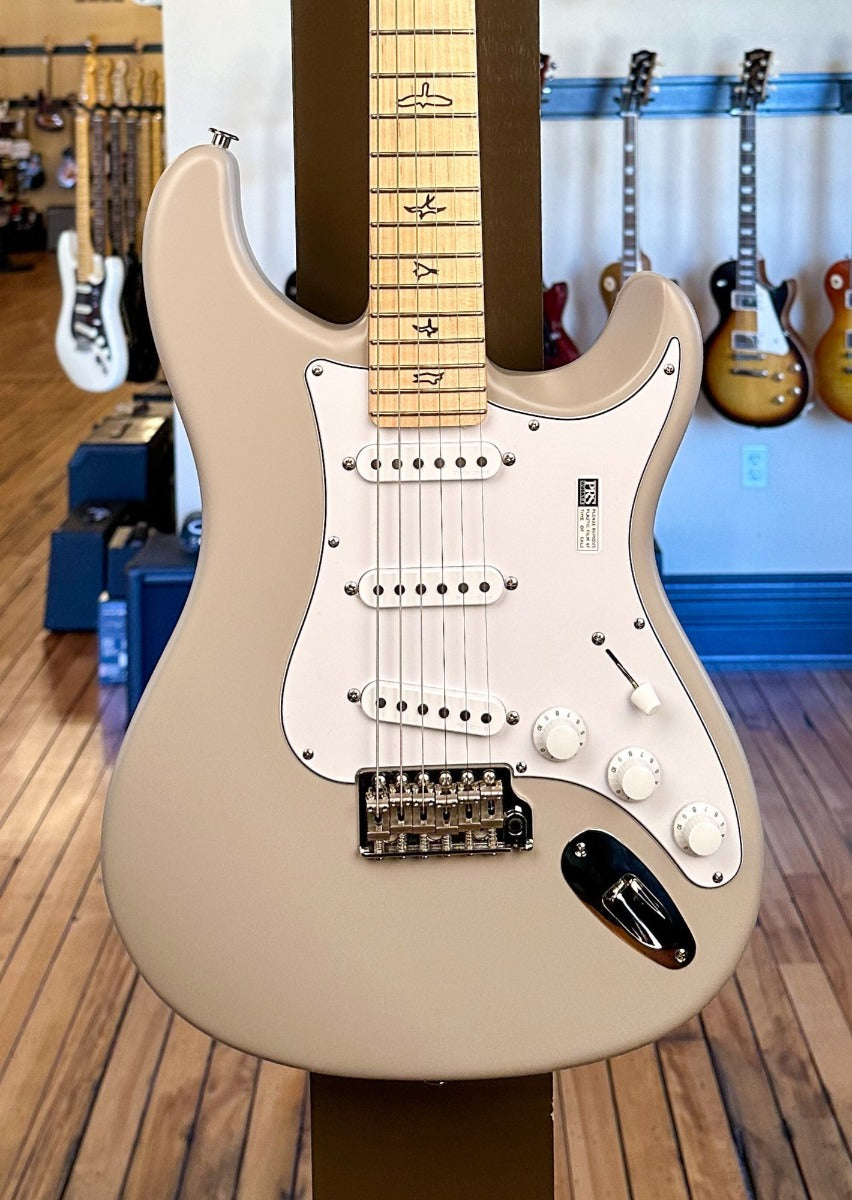 John Mayer Silver Sky Moc Sand Satin w Maple